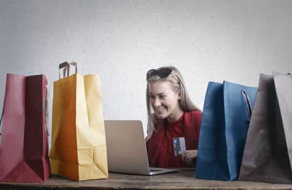 Czym zajmuje się firma e-commerce?